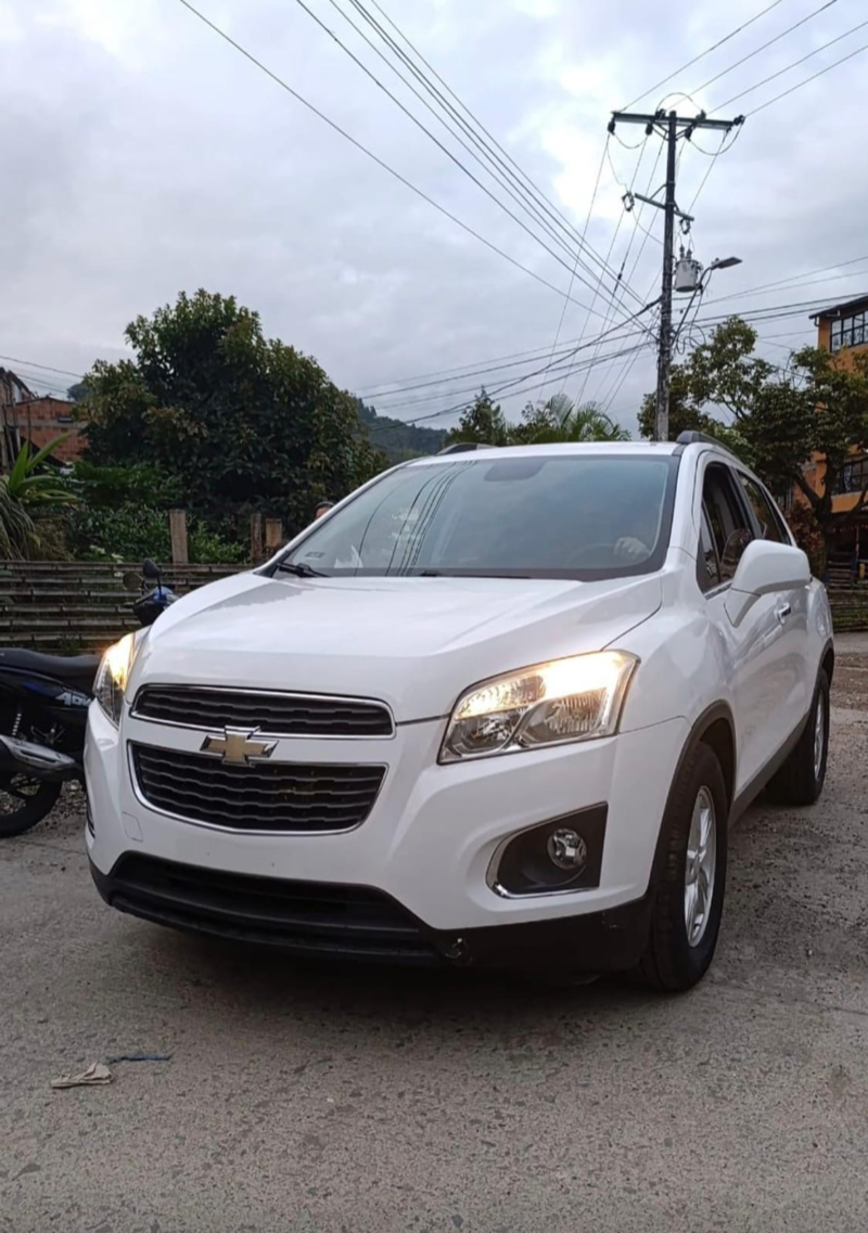 Alquiler de Chevrolet Tracker SUV en el Eje Cafetero